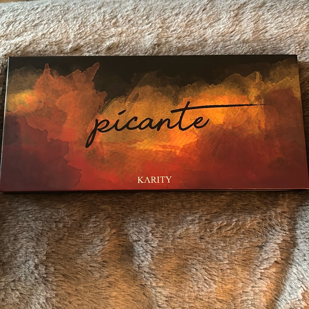 Karity Picante palette 2/30$
